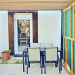 Haus *