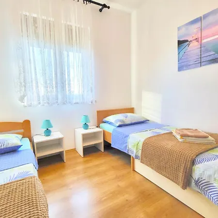 Haus منزل ريفي